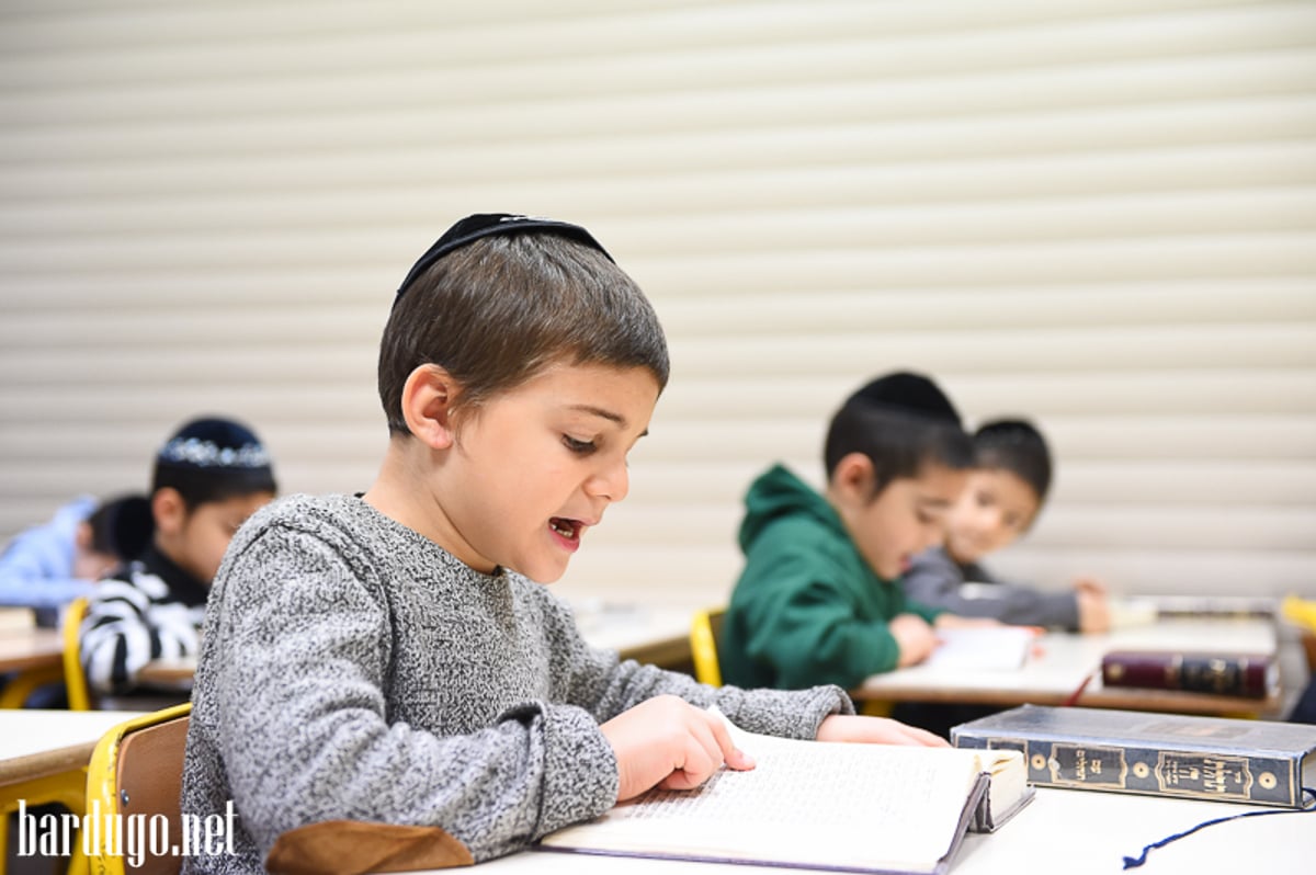 הבוקר שאחרי: אבטחה כבדה במוסדות יהודיים בפריז