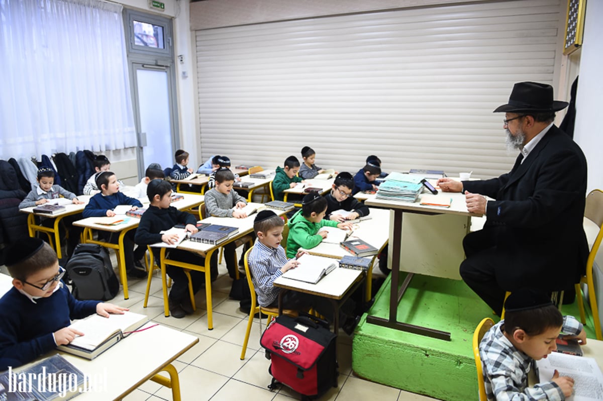 הבוקר שאחרי: אבטחה כבדה במוסדות יהודיים בפריז