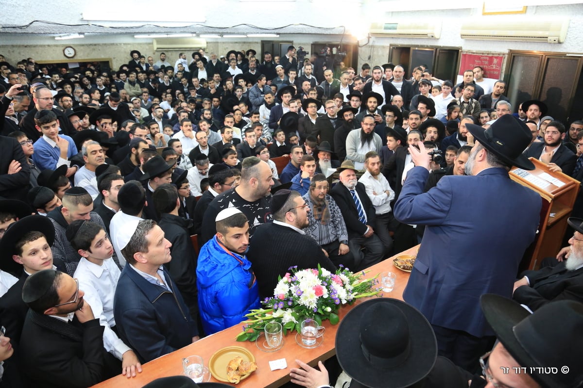 דרעי סיפר: "הרב שך אמר לי על חכם שלום שהוא 'איש אמת, נישט נגיעס'" • תיעוד