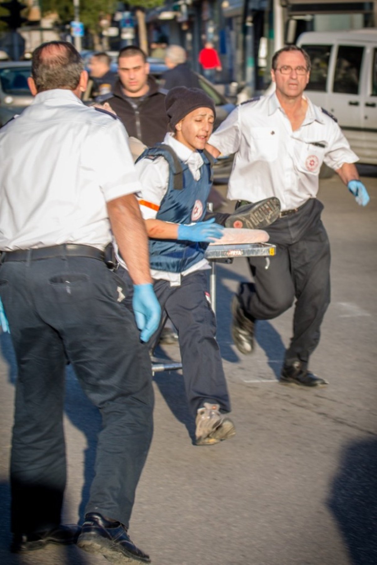 מתנדבי ההצלה משחזרים: "הפצועים סבלו מדקירות עמוקות"