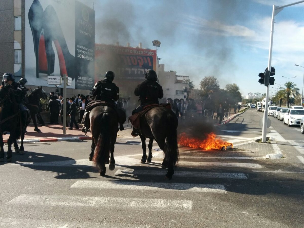 הפגנה אלימה באשדוד: 40 עצורים, שוטר מג"ב נפצע