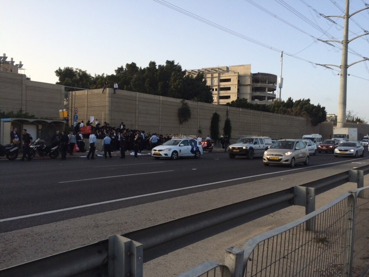 אנשי 'הפלג הירושלמי' מפגינים בצומת שילת ובכביש גהה; 10 עצורים