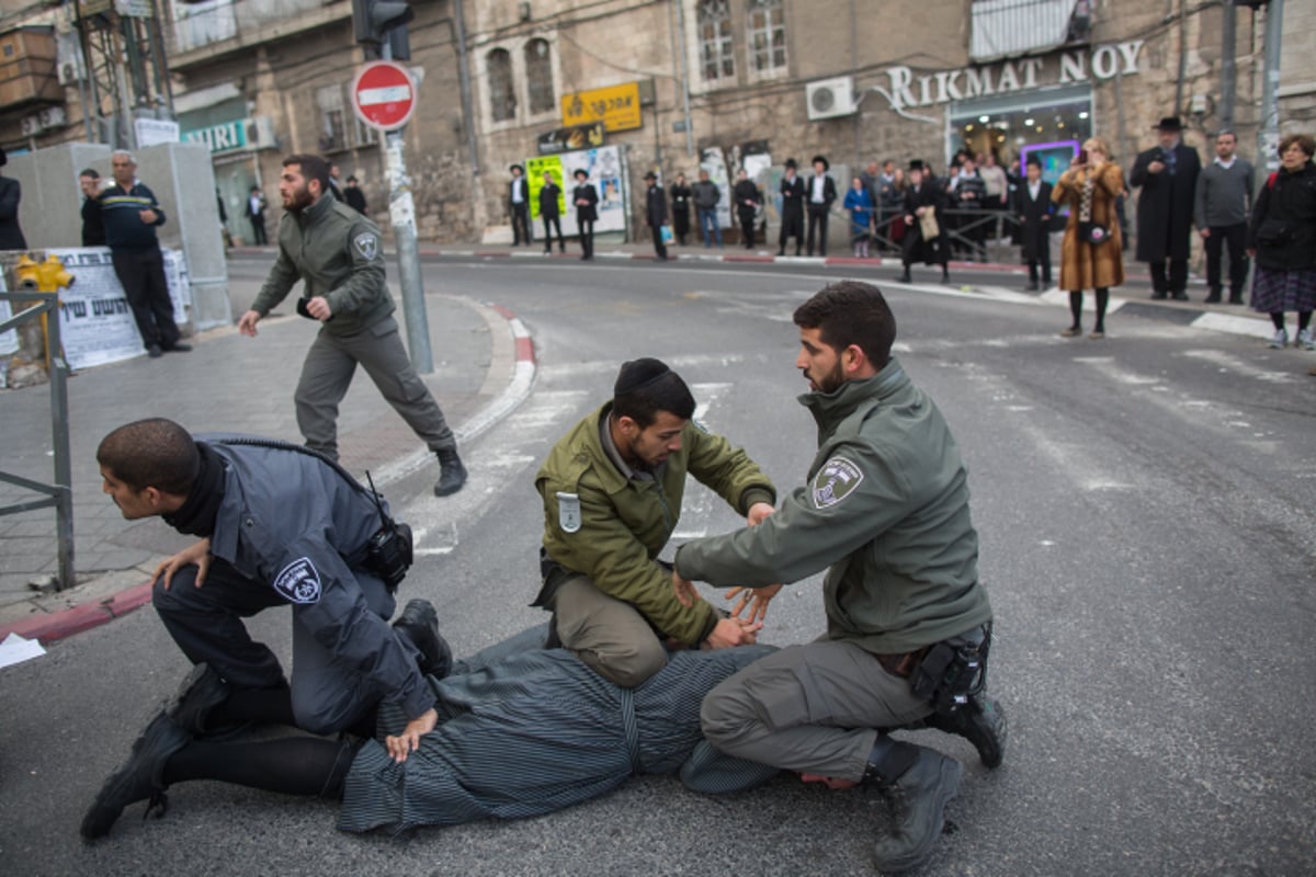 צפו בתיעוד: כך עוצרים את מפגיני 'הפלג הירושלמי'