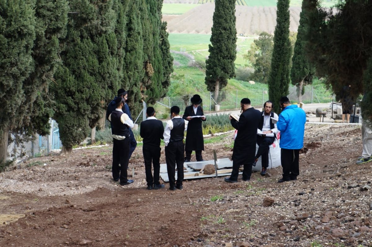 תיעוד ענק: הלוויית מוהרא"ש שיק זצ"ל