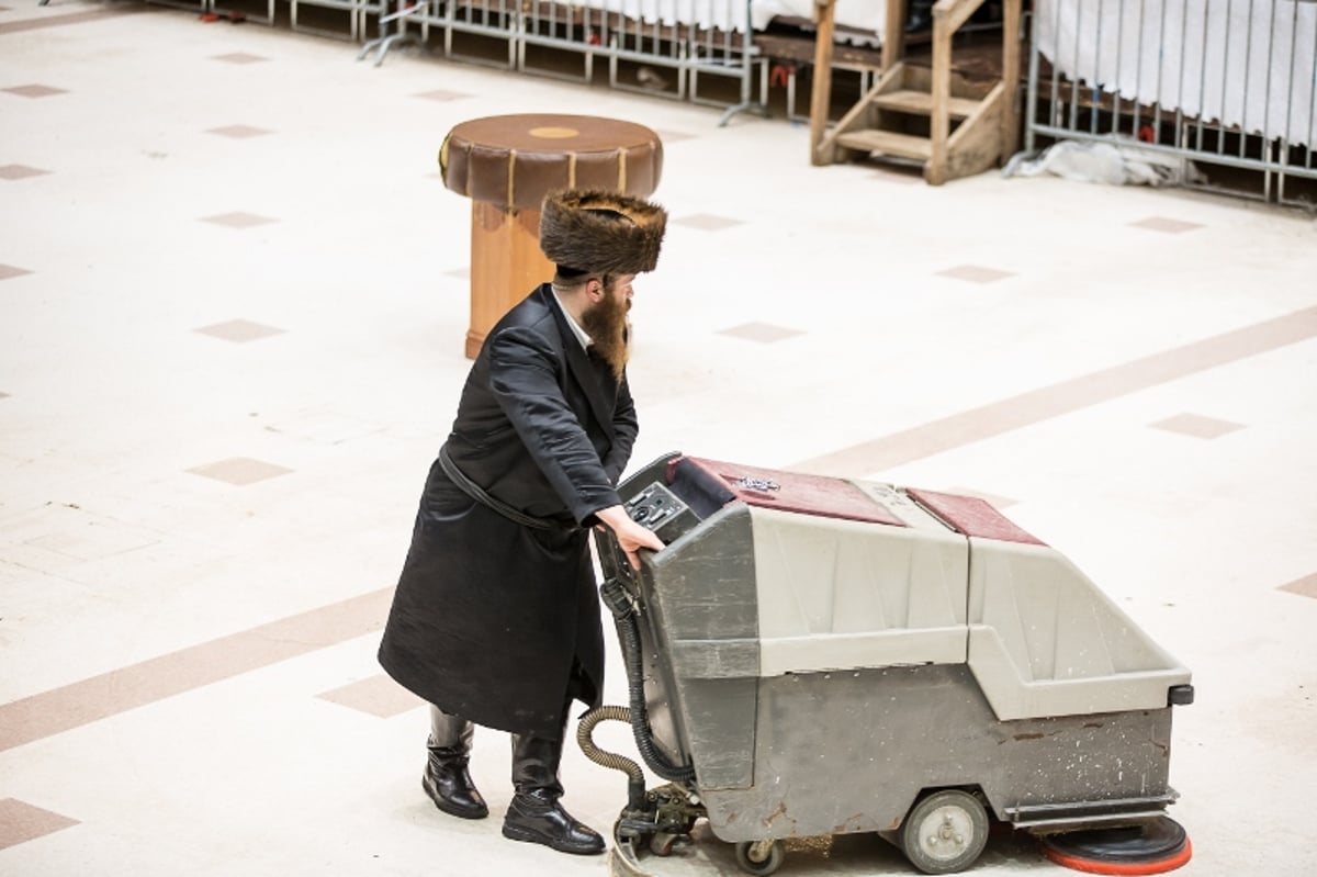 אורח בחתונה החסידית: ביל דה בלאזיו