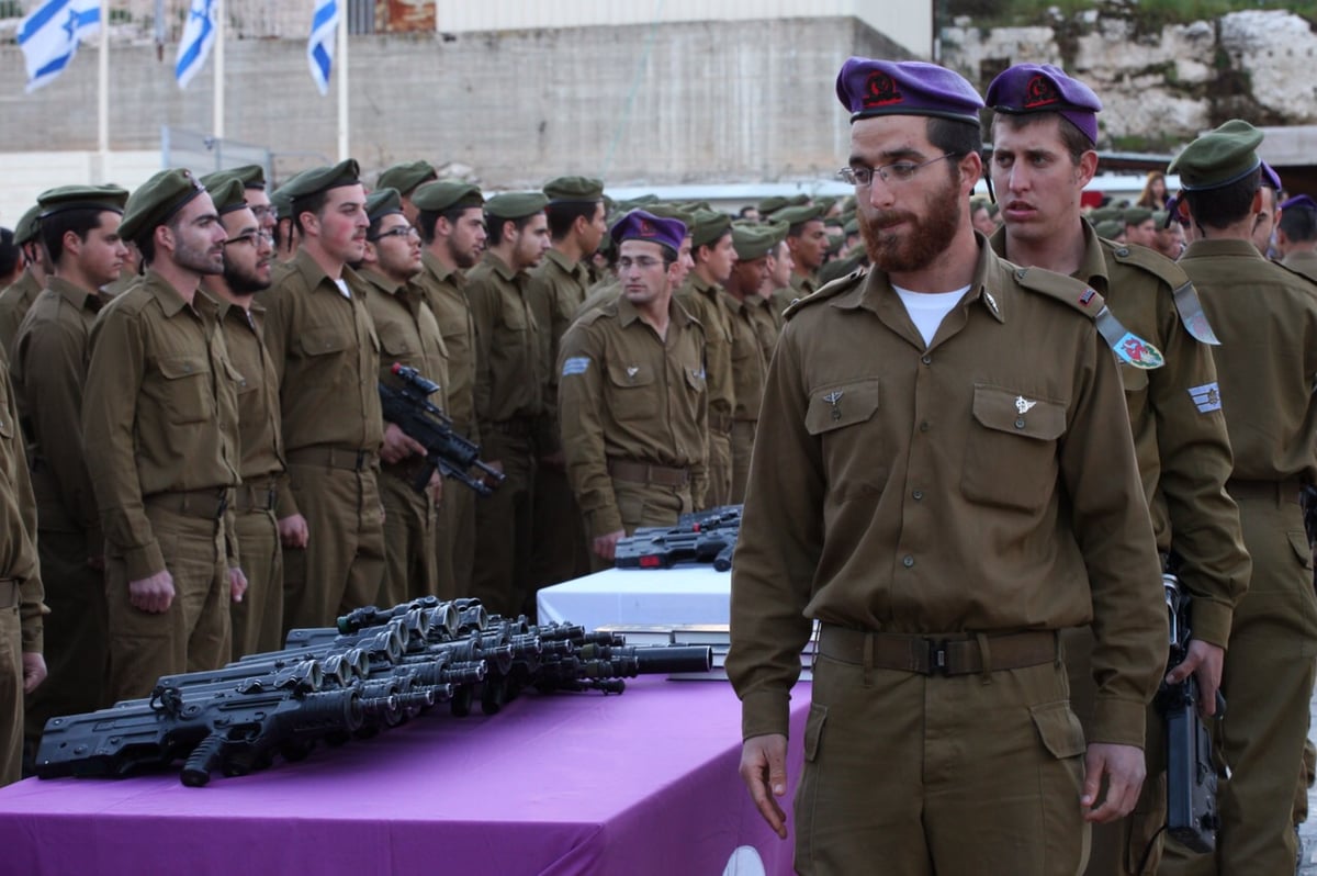 ציצית ומדים: החרדים החדשים של "גבעתי" הושבעו בכותל