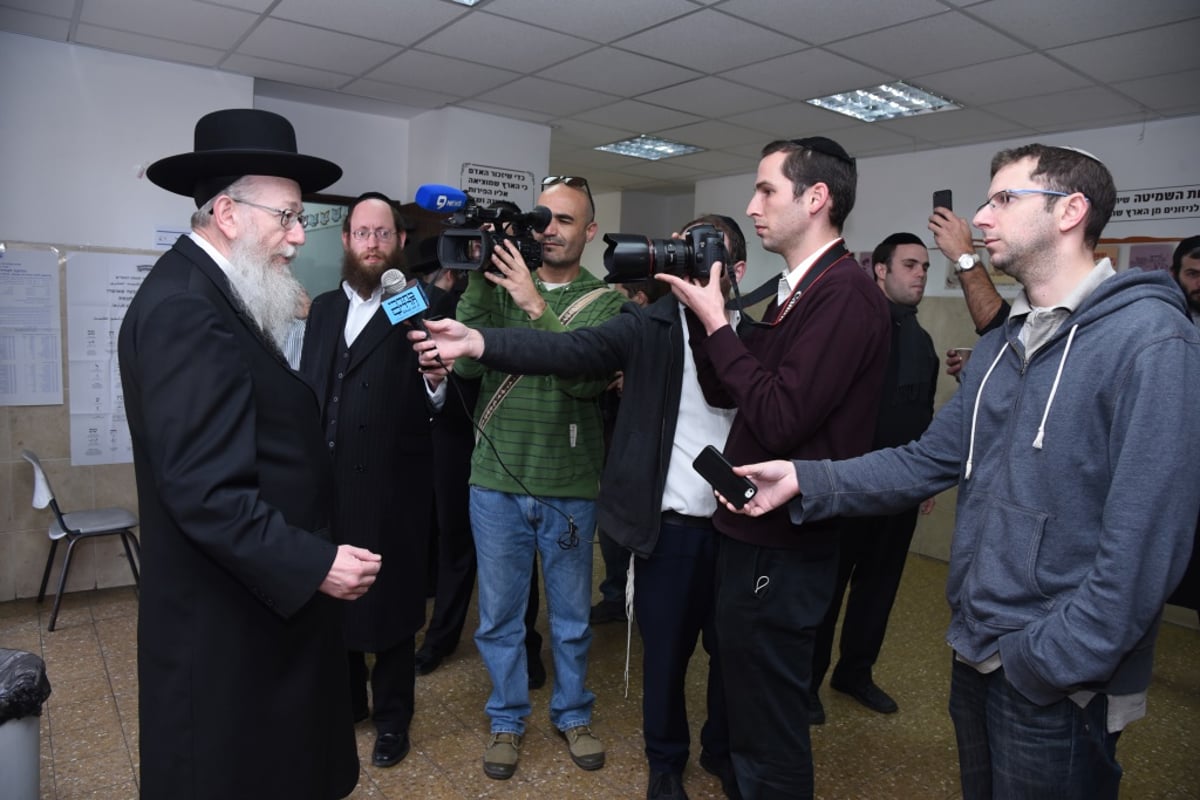 גלריה: יום הבחירות של ח"כ יעקב ליצמן