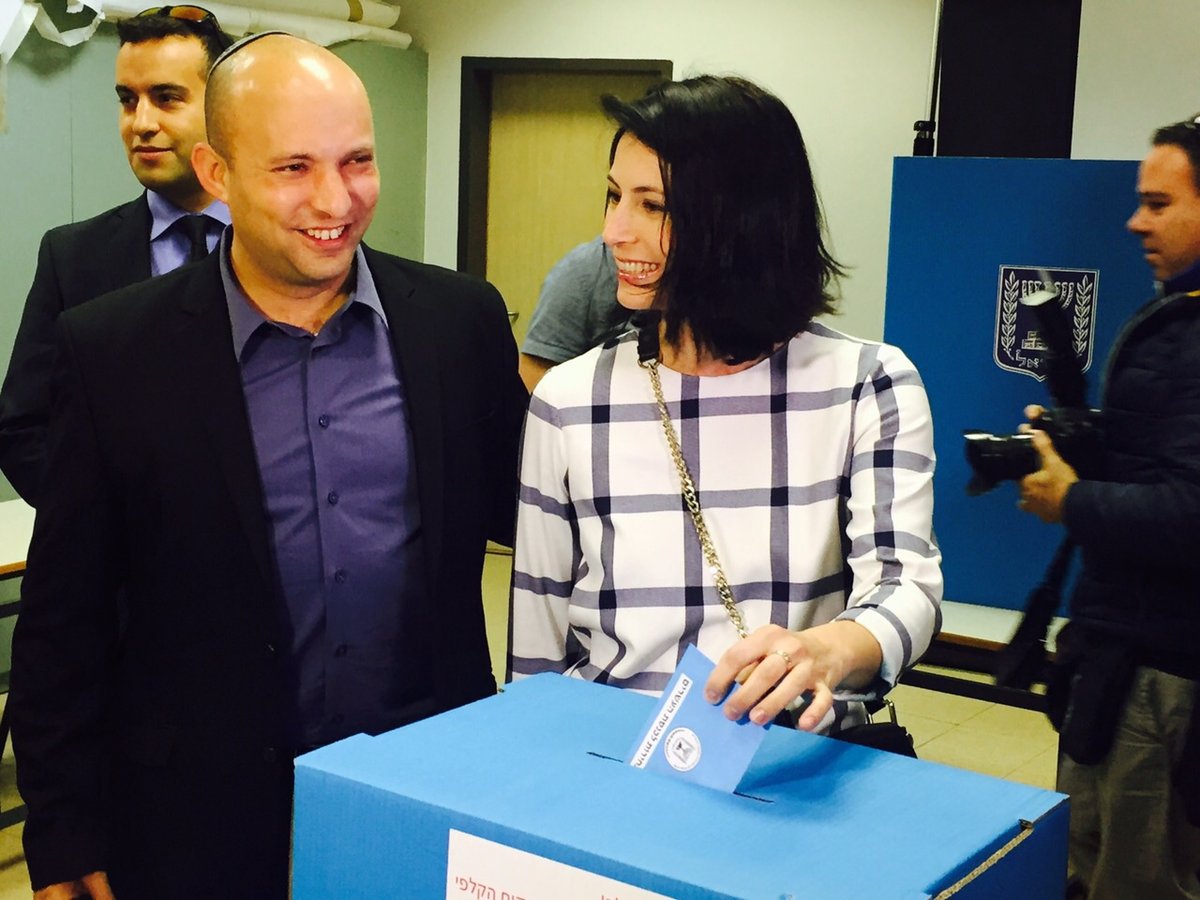 בנט הצביע: "הנחתי תפילין שעם ישראל יהיה מאוחד"