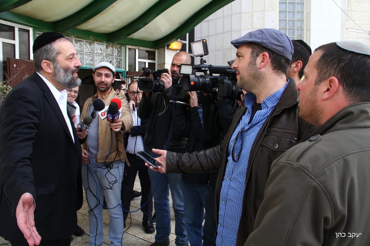 אריה דרעי הצביע: "הערב נפתיע את הסוקרים"