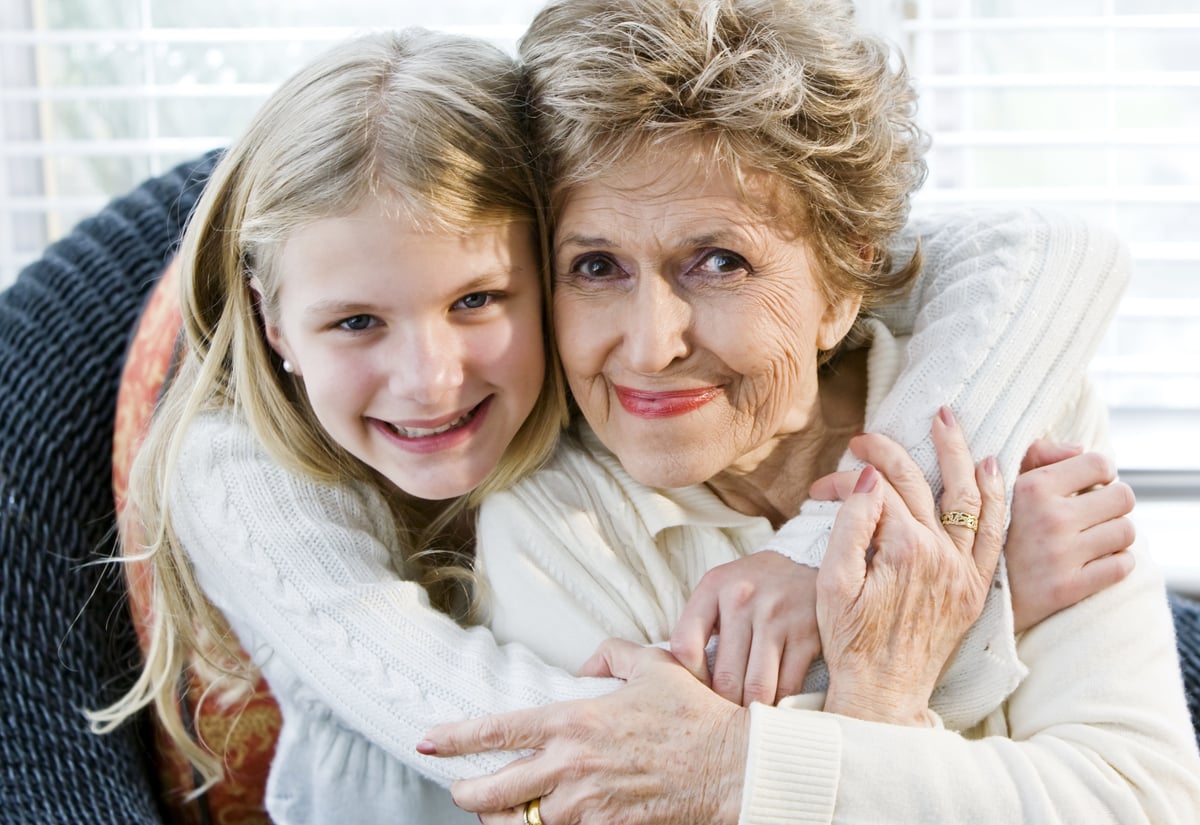 סבא, סבתא: 7 משפטים שלא כדאי להגיד לנכדים
