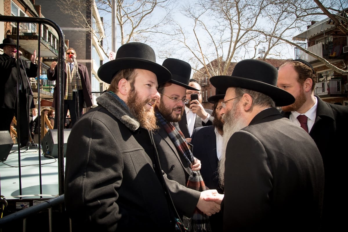 גלריה: הרבנים חנכו את מוזיאון השואה החרדי