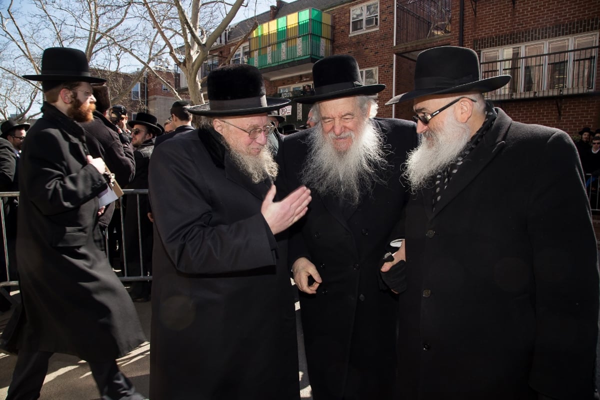 גלריה: הרבנים חנכו את מוזיאון השואה החרדי