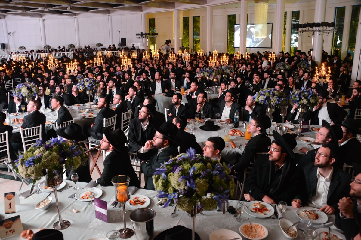 מרן הרב שטיינמן לתלמידי "אורחות תורה": "לשאוף להשתפר קצת"