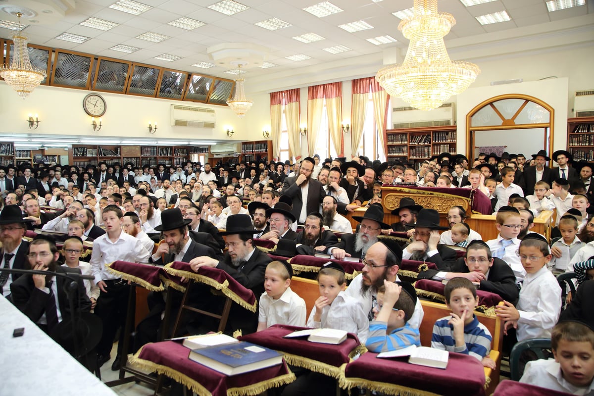 הראב"ד רבי משה שטרנבוך ביקר במודיעין עילית • תיעוד