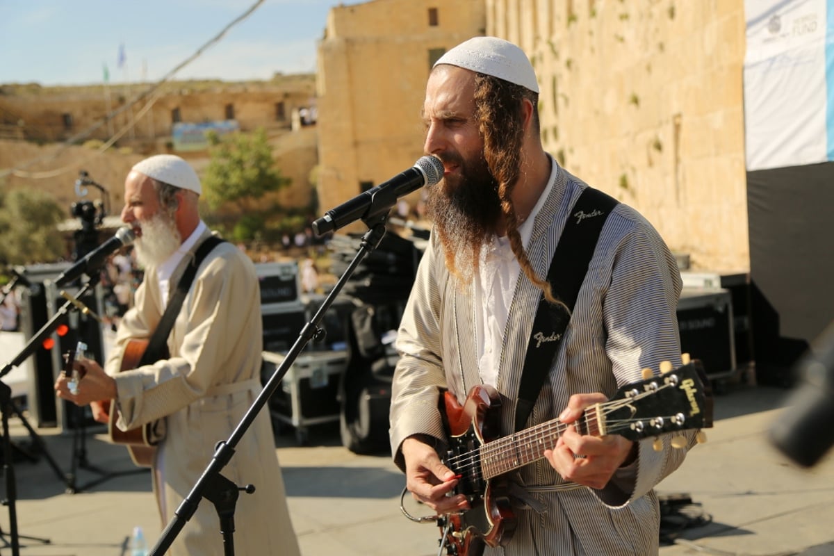 צפו בתיעוד: חגיגות פסח חברון