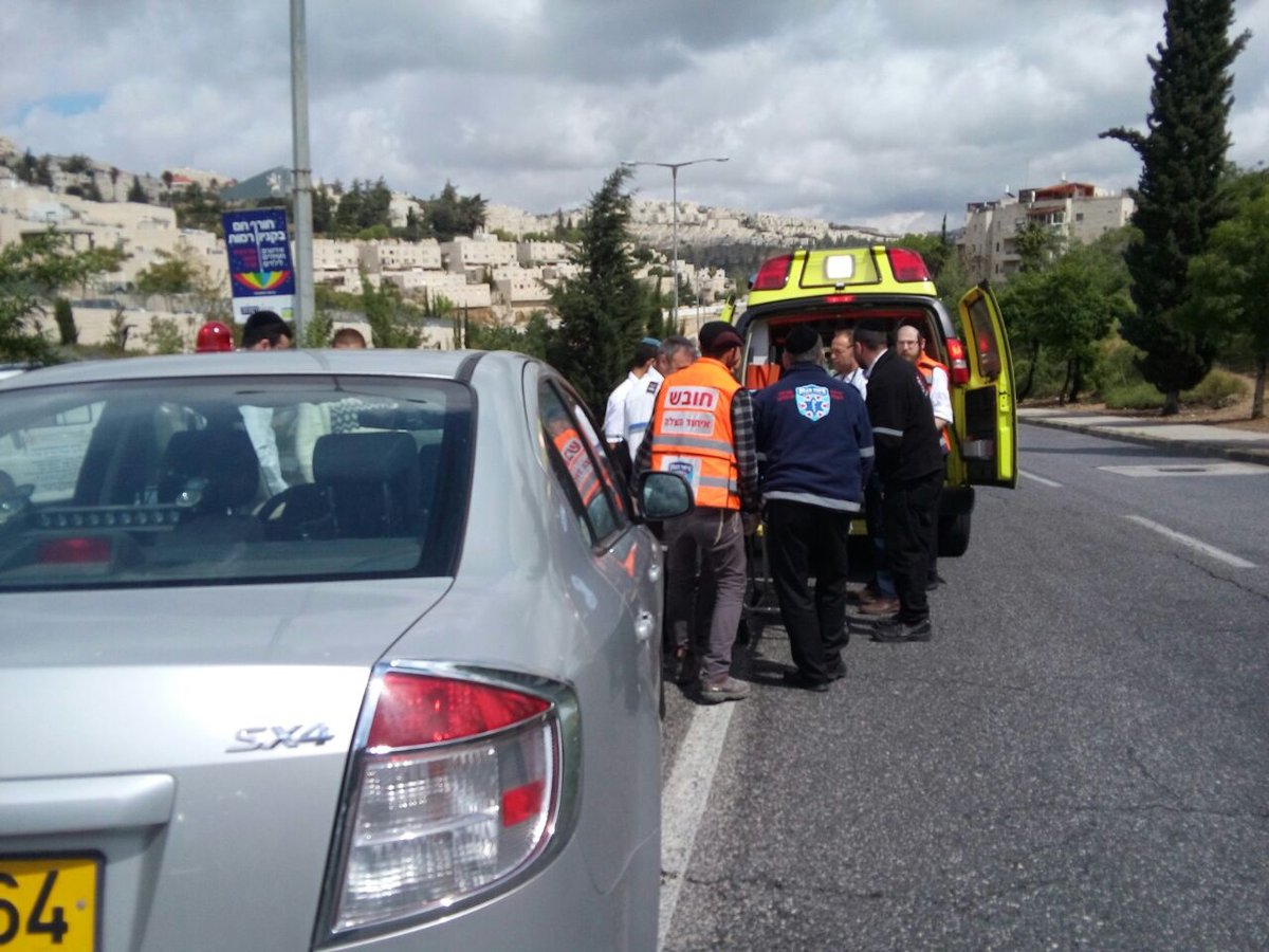 ירושלים: צעיר נפצע בינוני כשחצה שלא במעבר חציה