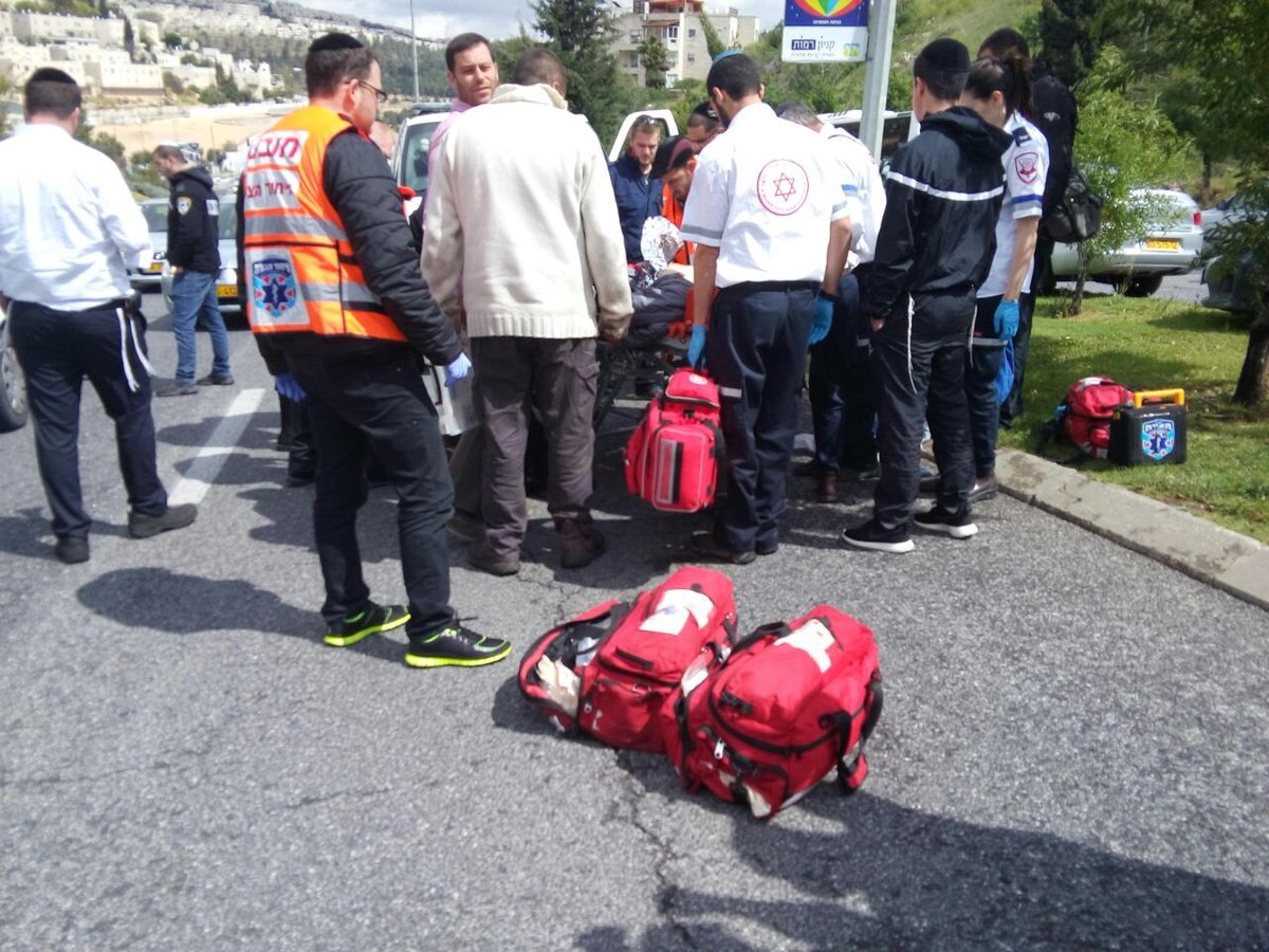 ירושלים: צעיר נפצע בינוני כשחצה שלא במעבר חציה