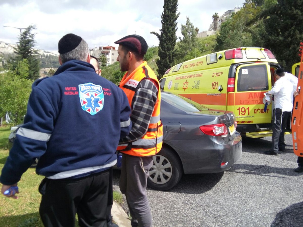 ירושלים: צעיר נפצע בינוני כשחצה שלא במעבר חציה