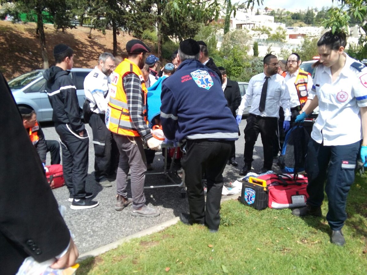 ירושלים: צעיר נפצע בינוני כשחצה שלא במעבר חציה