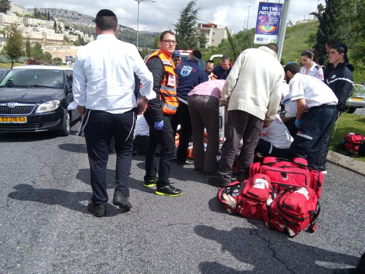 ירושלים: צעיר נפצע בינוני כשחצה שלא במעבר חציה