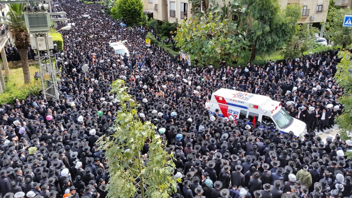 רבבות בהלוויית הגאון רבי חיים גריינמן זצ"ל • תיעוד