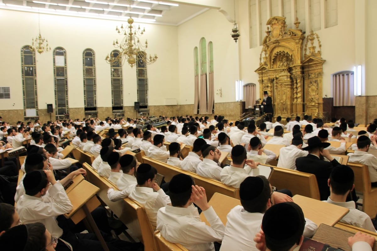 תיעוד: פתיחת 'זמן קיץ' בפוניבז'