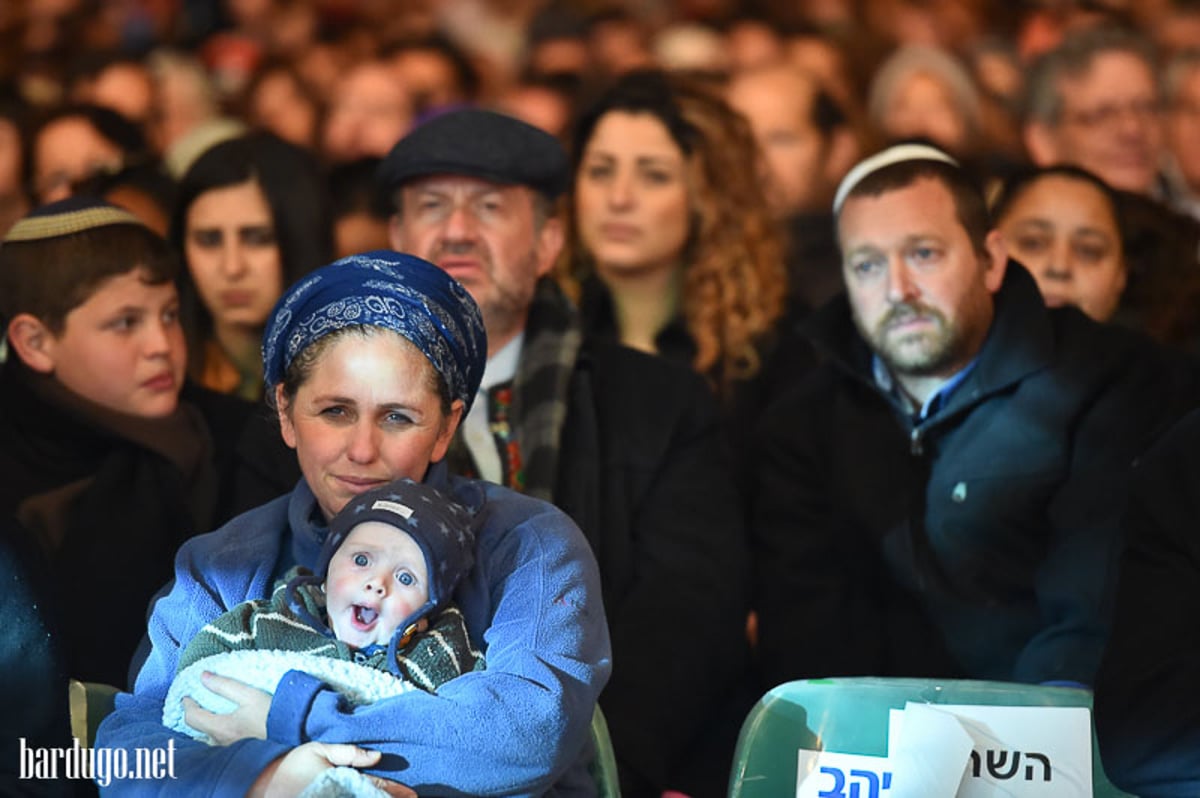 גלריה: אלפים בטקס יום הזיכרון בבריכת הסולטן