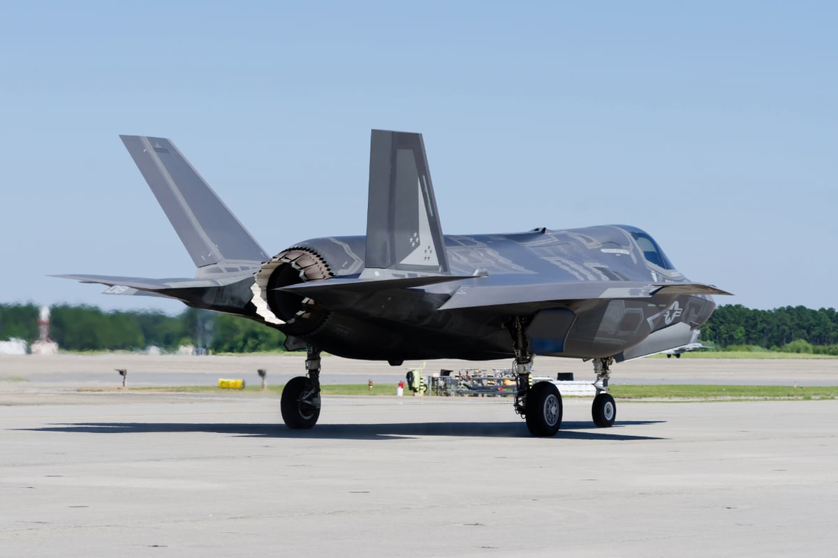 f35