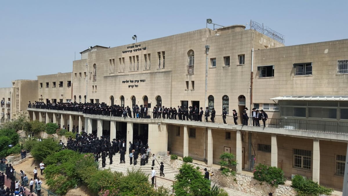 "סבא הכריח אותי: רק אתה תמשיך את ישיבת פוניבז'"