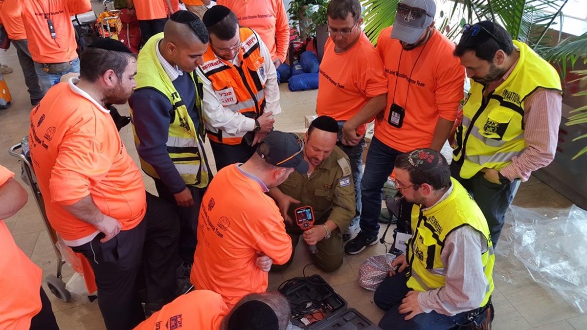 משלחת זק"א ואיחוד הצלה נחתה בנאפל