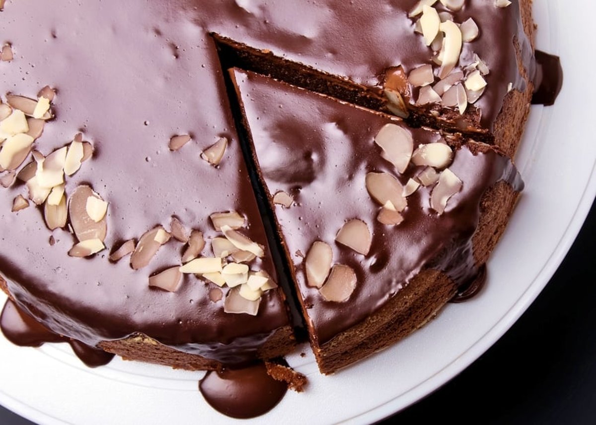 עוגת שוקולד תוך 6 דקות, כשנתקעים ברגע האחרון