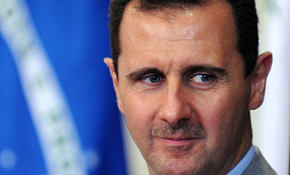 נשיא סוריה באשר אסד בהופעה ציבורית נדירה