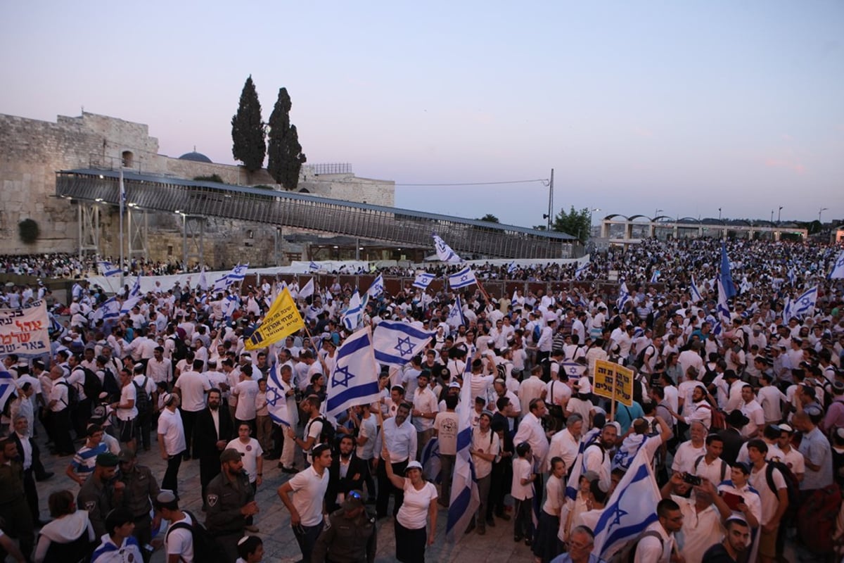 גלריה: גלעד ארדן וגדעון סער נפגשו בכותל המערבי