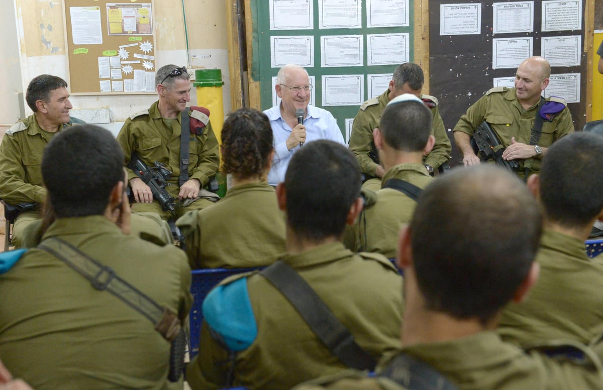 ריבלין בגבול הצפון: אשרי העם שאלו חייליו