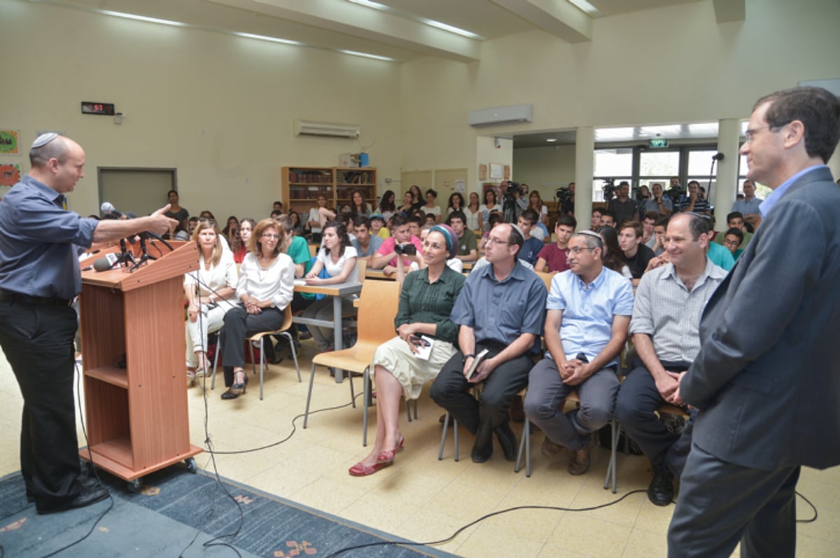 הרצוג ב'כנס האחדות': "בנט וחבריו חצו קווים אדומים"