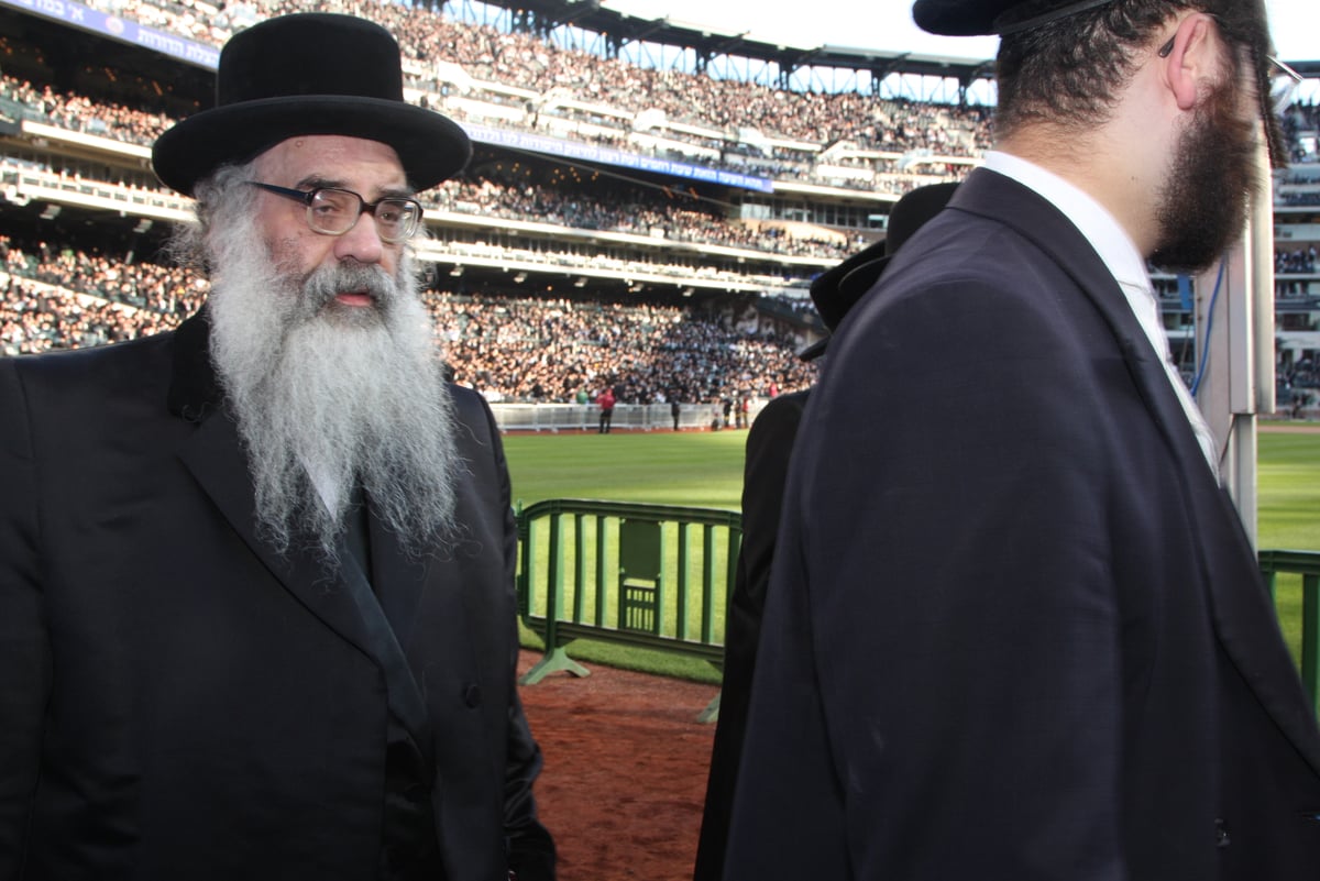 גלריה: מראות חייו של הגאון רבי פנחם שלום הגר זצ"ל