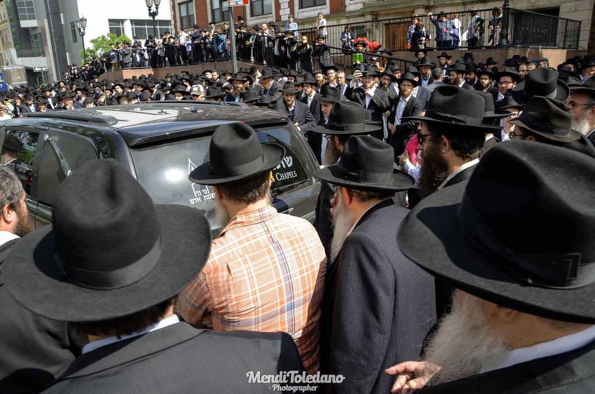 תיעוד: הלווית מזכיר הרבי מליובאוויטש