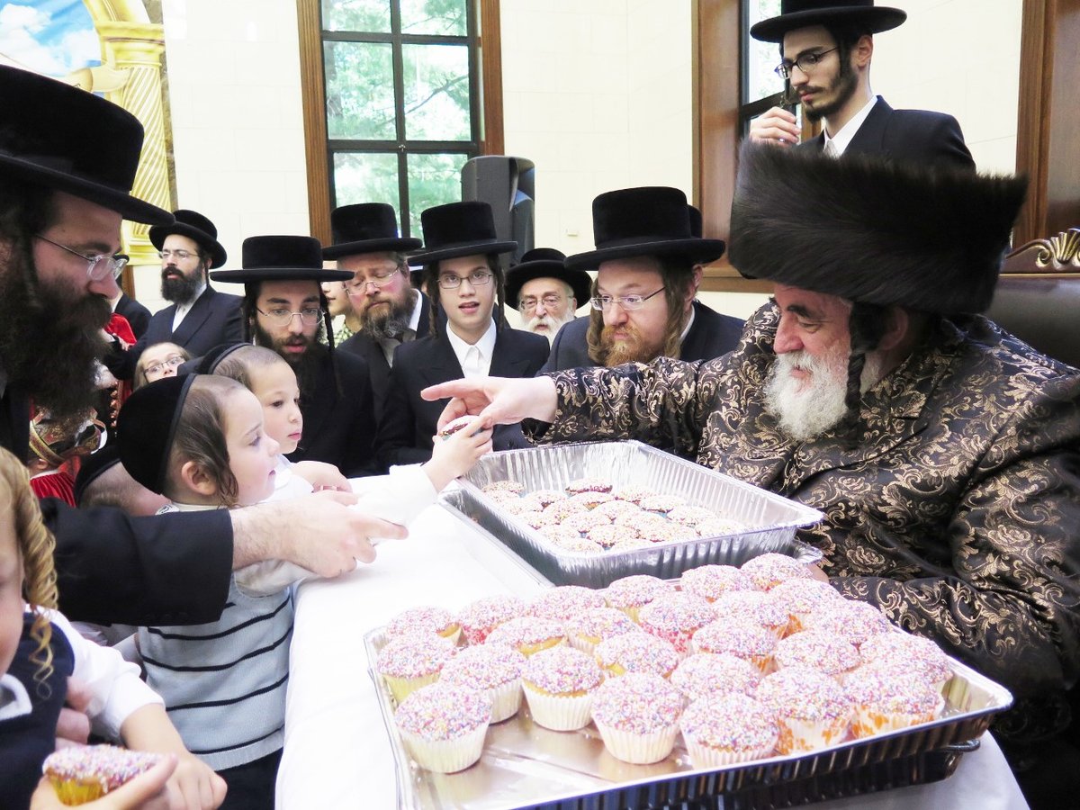 גלריה: ביקור הרבי מויז'ניץ בסקווירא ובמונסי