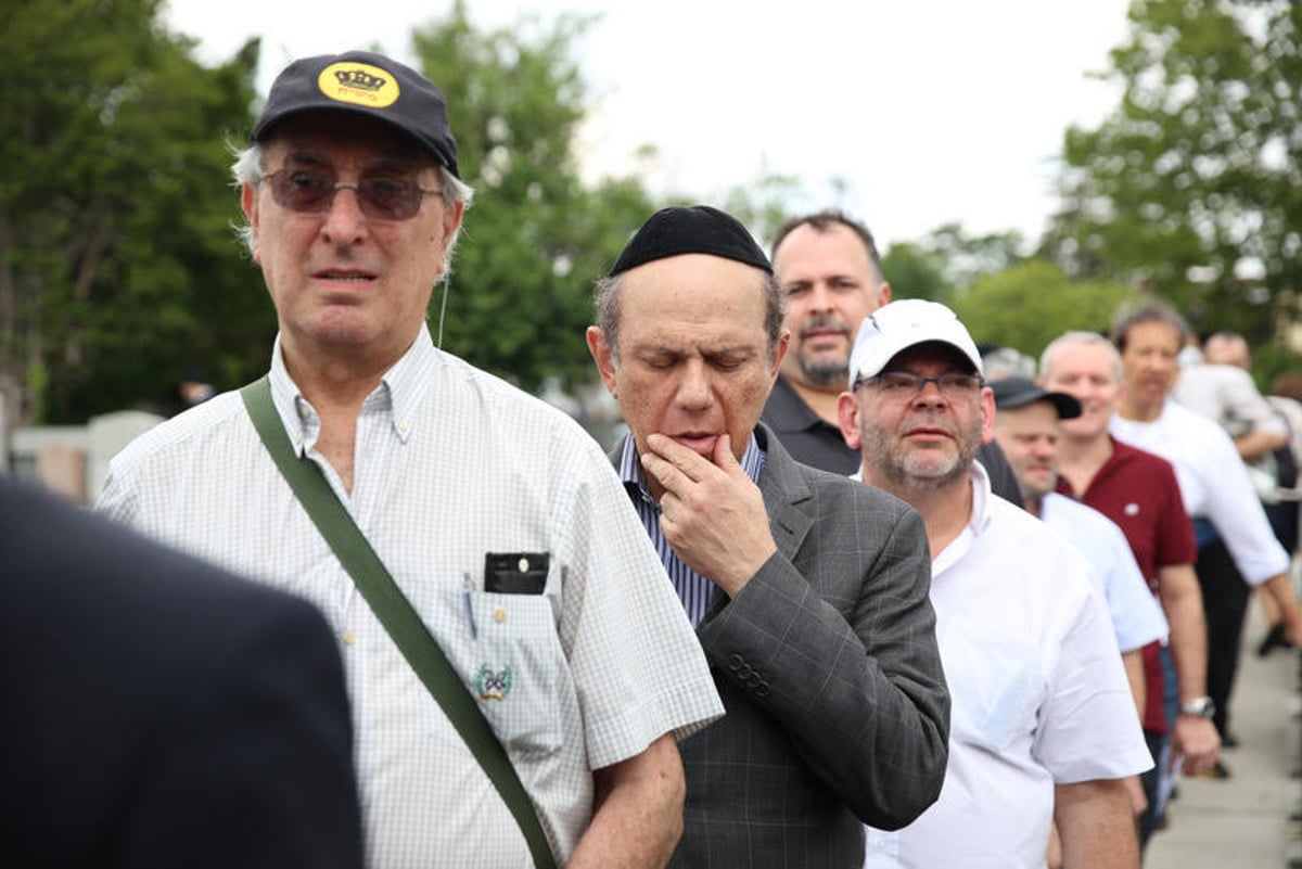 גלריה: קוראים "פדיון נפש" באהל של הרבי מליובאוויטש