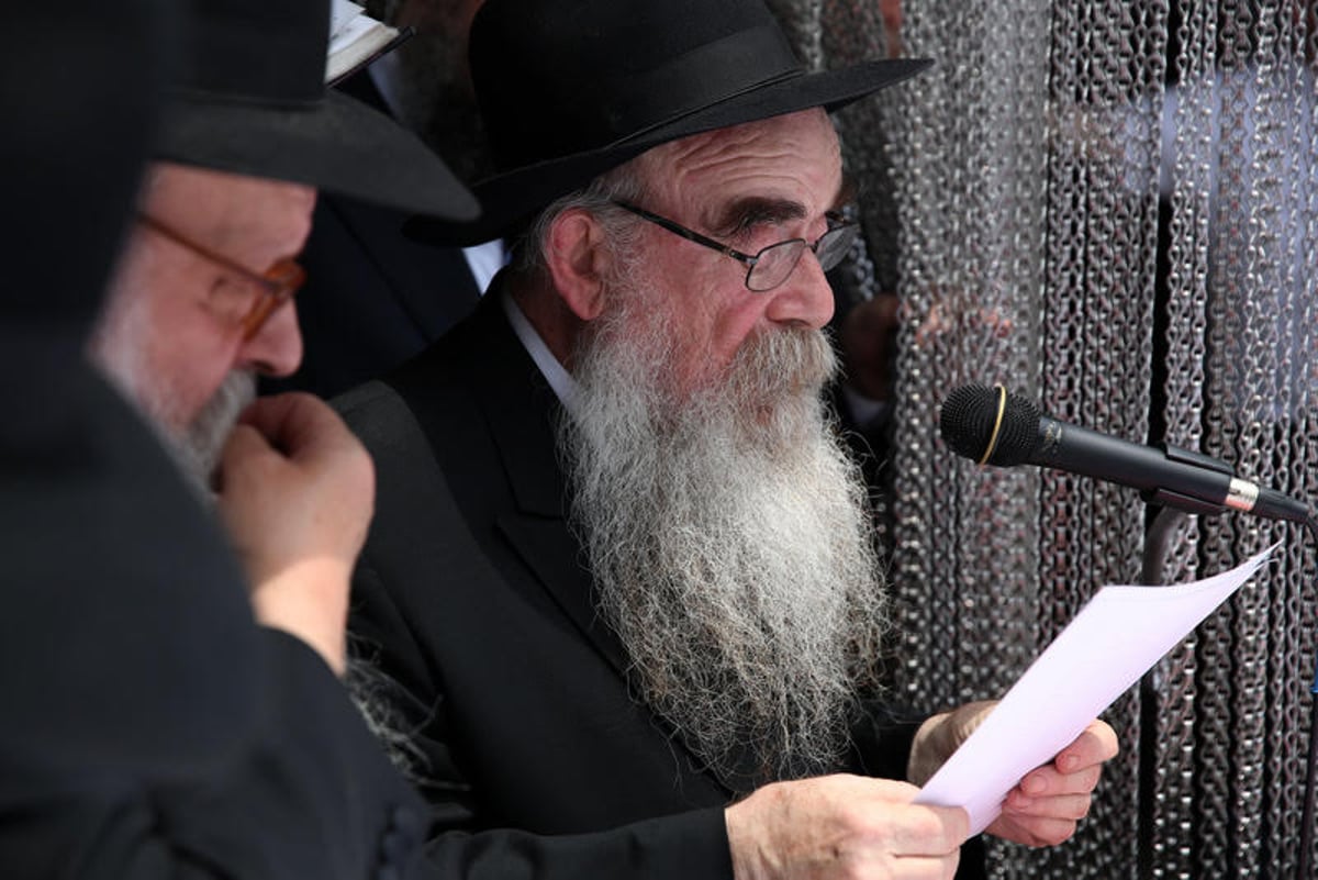 גלריה: קוראים "פדיון נפש" באהל של הרבי מליובאוויטש