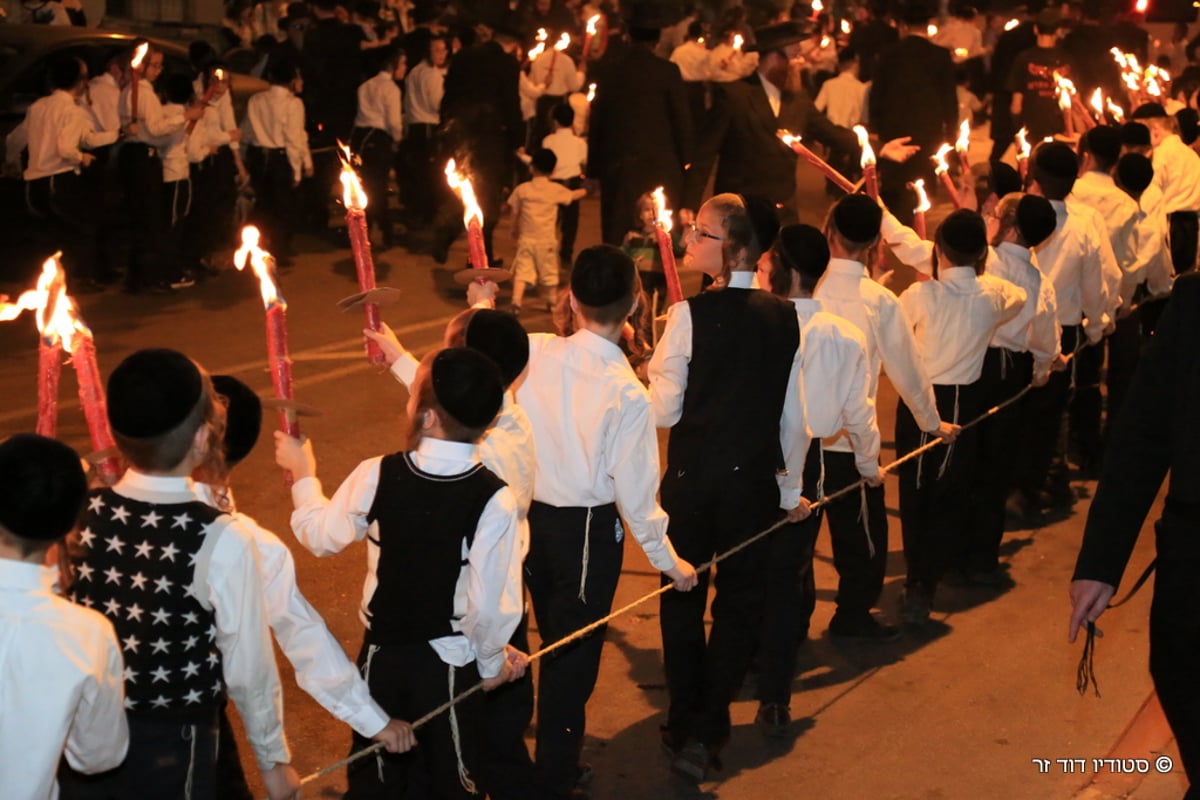 הכנסת ס"ת לישיבת סאטמר בבני ברק • גלריה