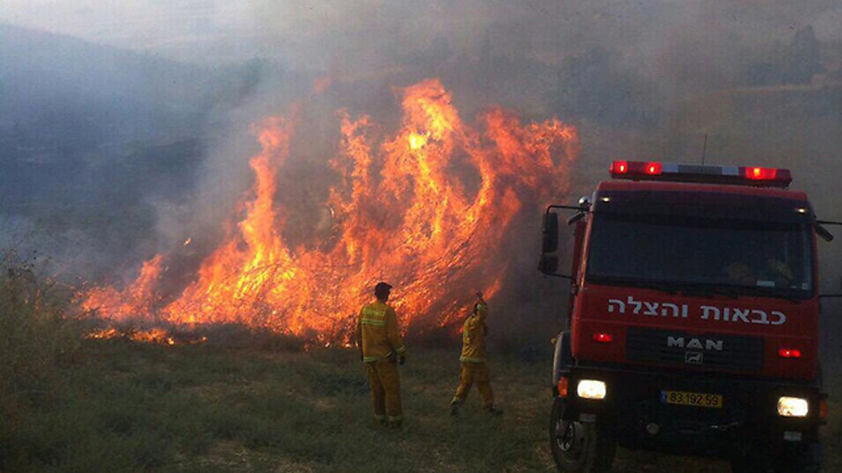 שריפת ענק סמוך ליבנאל: בתים פונו