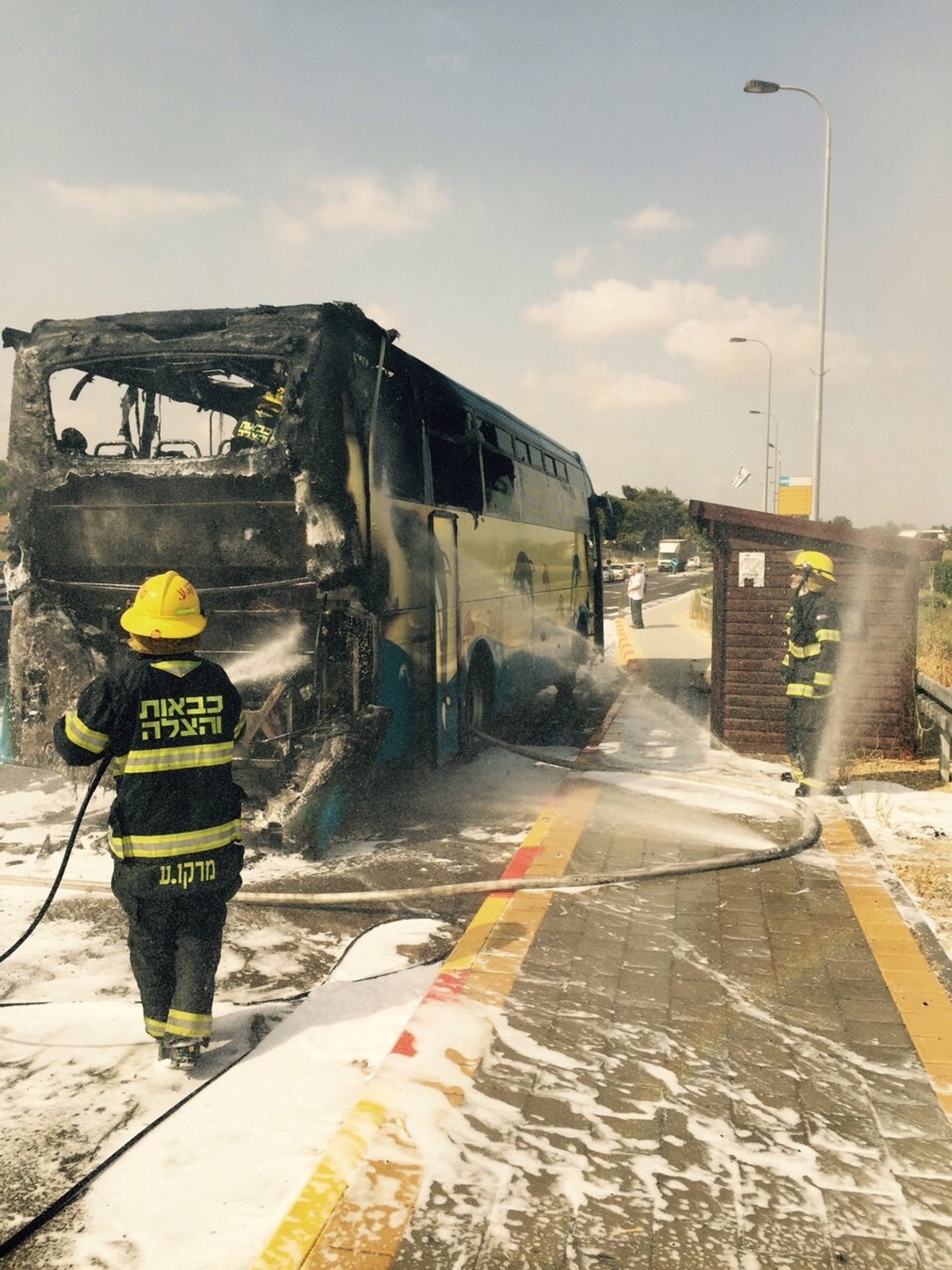 נס: האוטובוס בער - 50 הילדים הצליחו להימלט