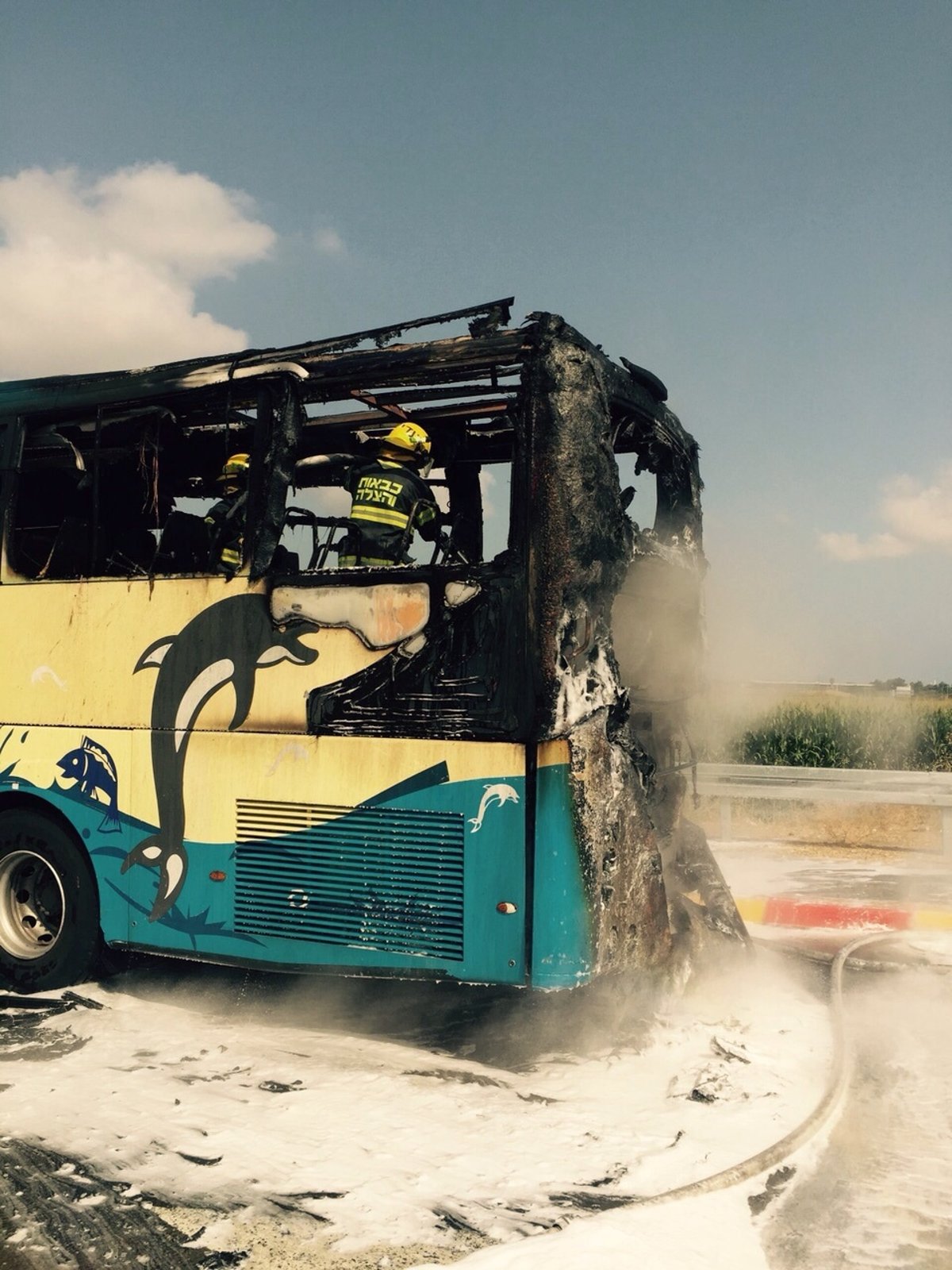 נס: האוטובוס בער - 50 הילדים הצליחו להימלט