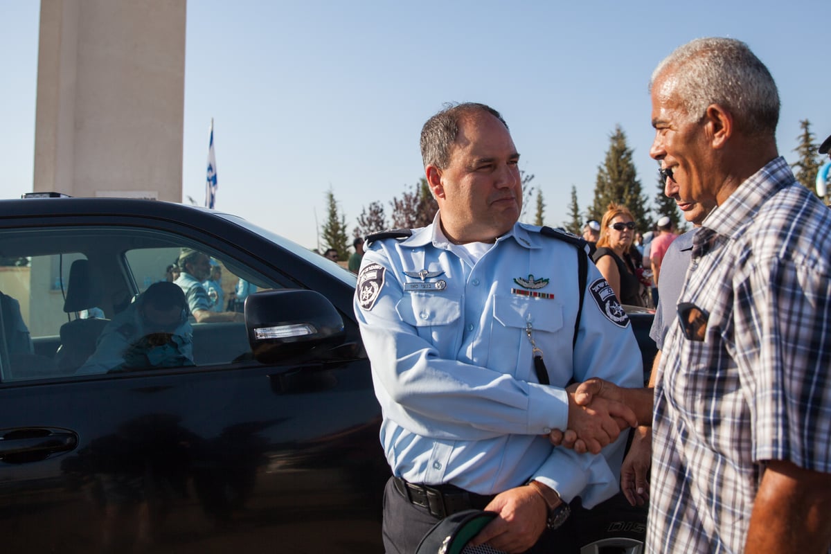 תיעוד: תת ניצב אפרים ברכה ז"ל הובא למנוחות