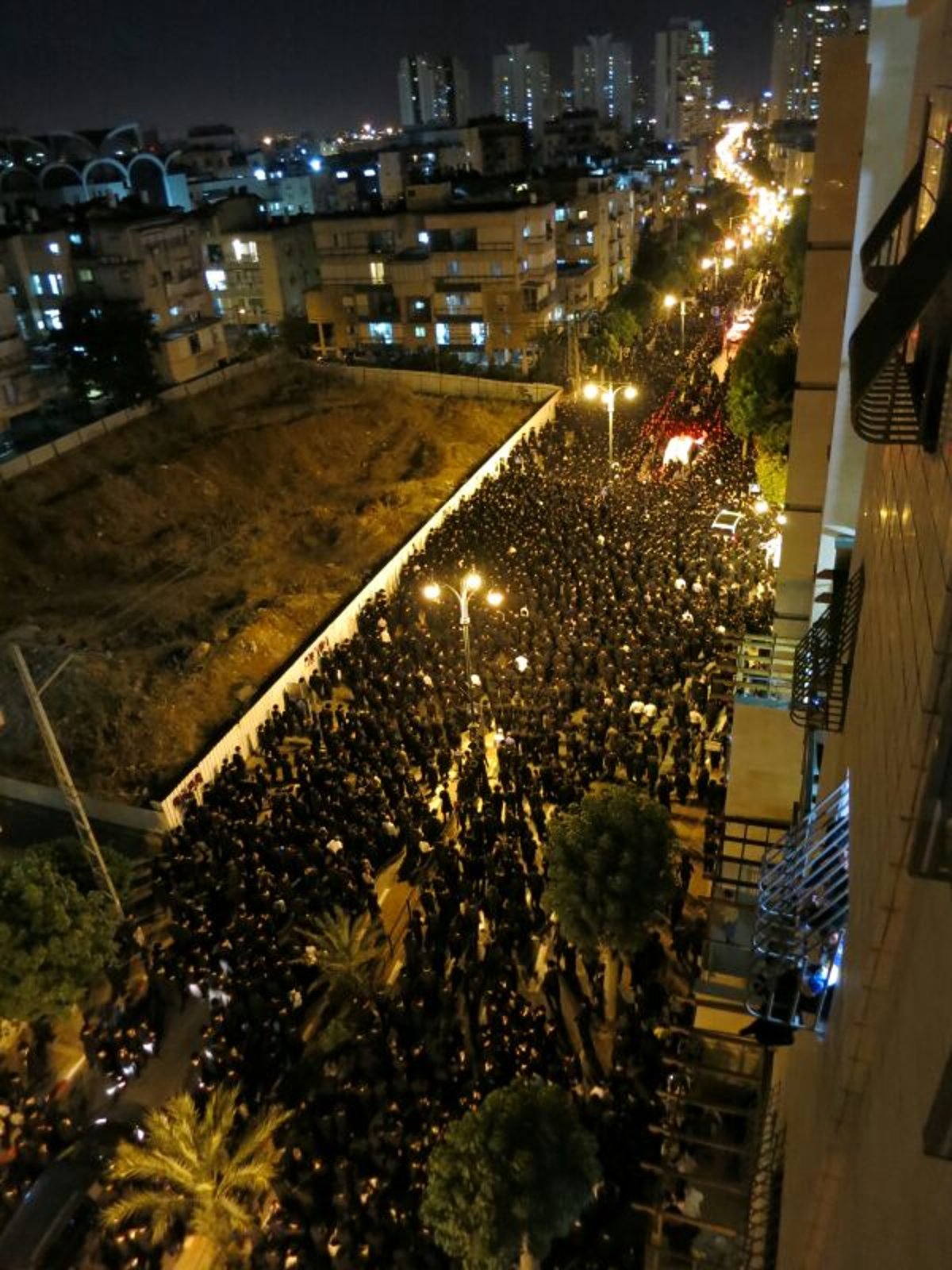 "הוא היה פשוט אבא": הרבי מסערט ויז'ניץ נטמן בבני ברק