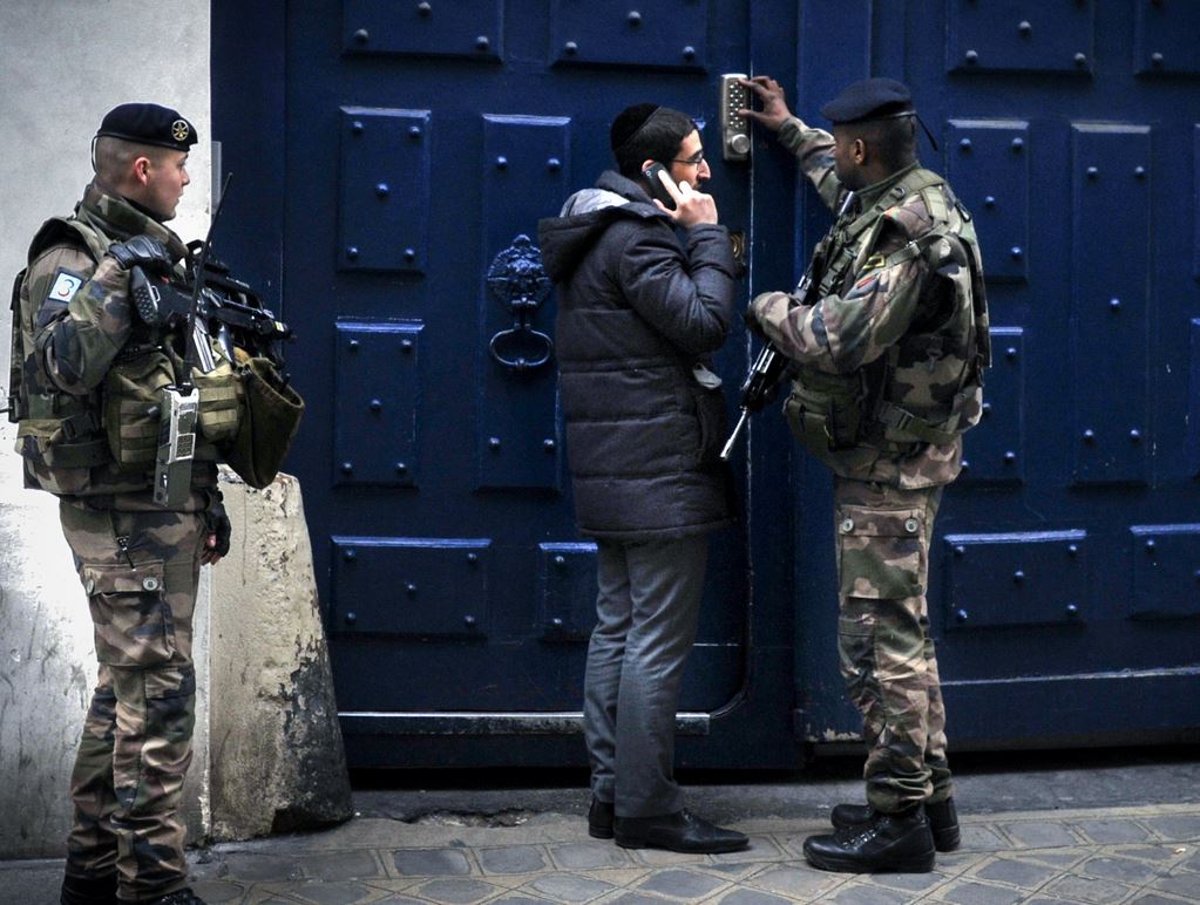 כוחות משטרה בצרפת