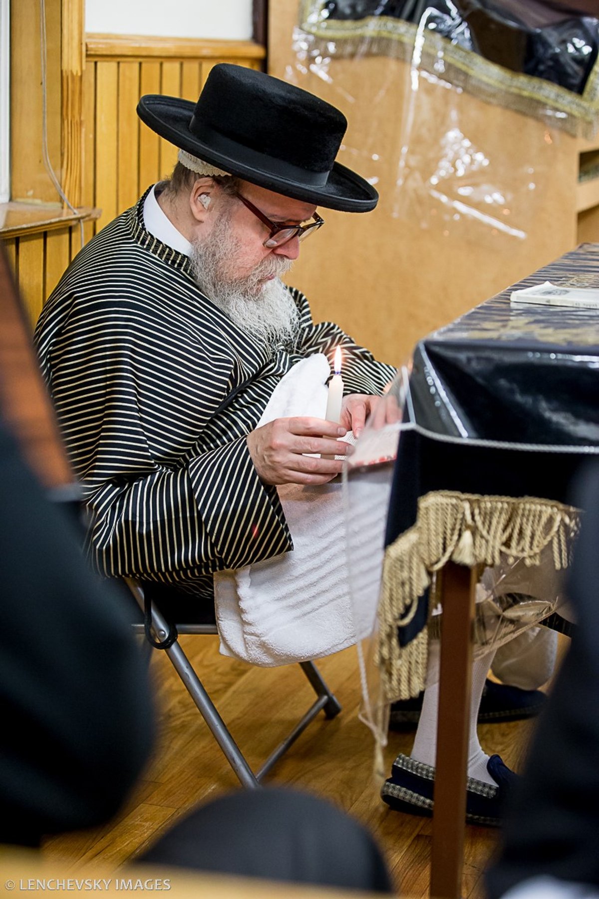 תשעה באב בבורו פארק • תיעוד ענק