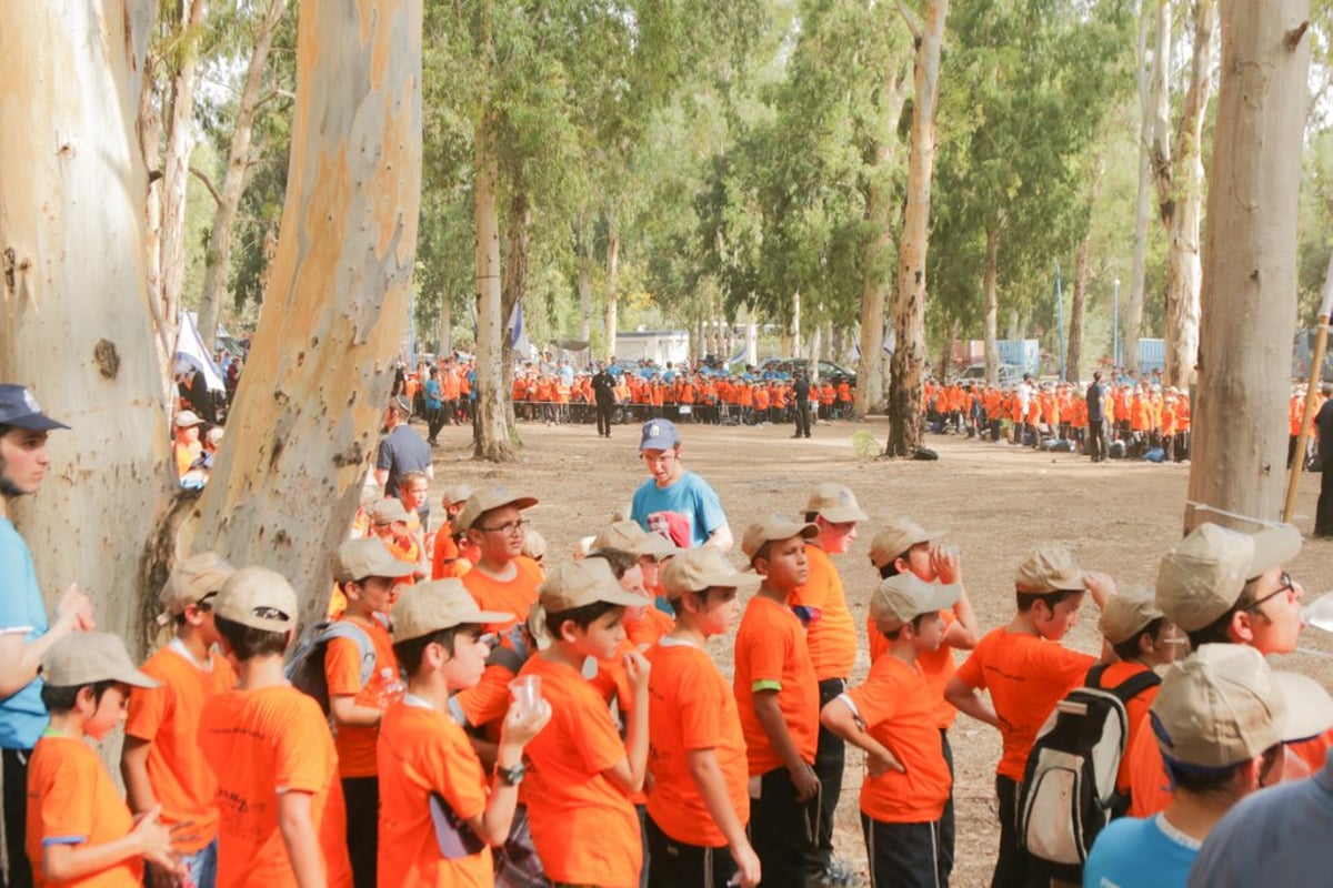 2,500 ילדי הקעמפים של חב"ד התאספו ליום כיף • גלריה