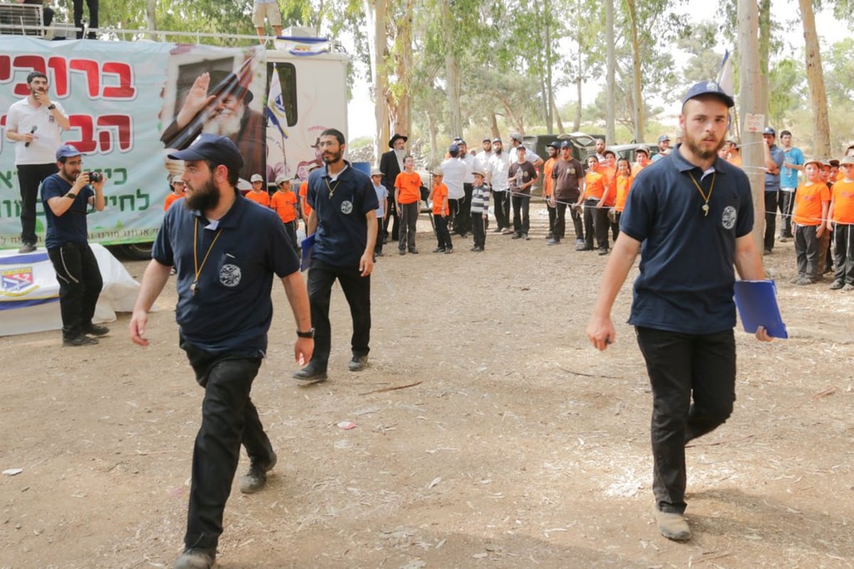 2,500 ילדי הקעמפים של חב"ד התאספו ליום כיף • גלריה